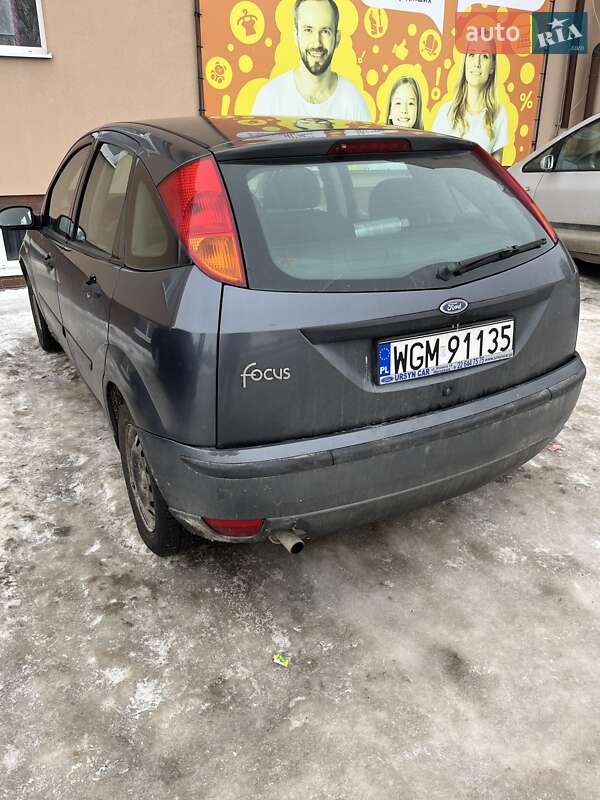Хэтчбек Ford Focus 2002 в Кременце