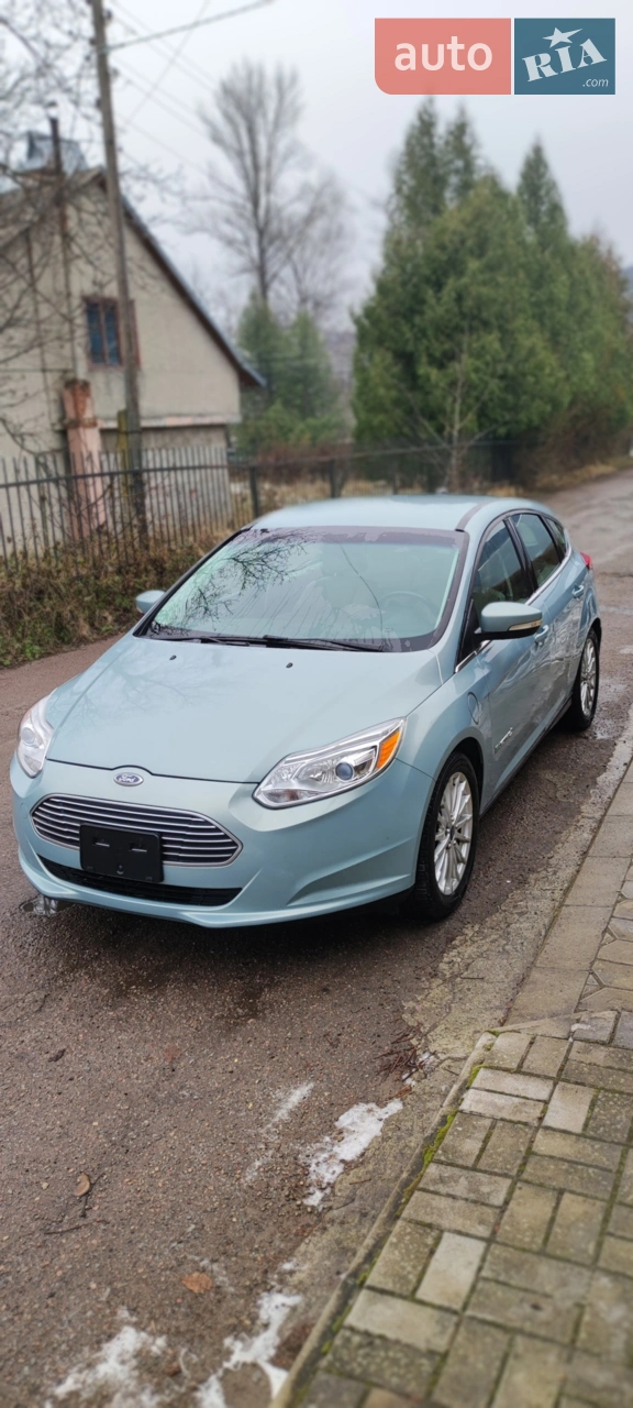 2011 Ford Focus - мініатюра 23