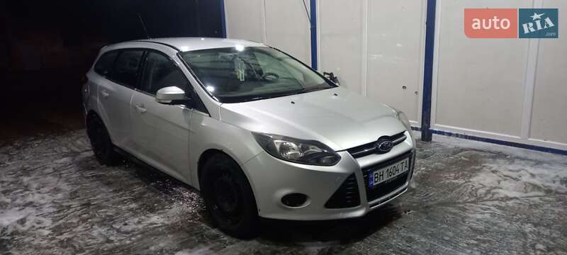 Хэтчбек Ford Focus 2012 в Подольске