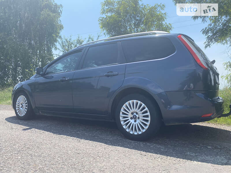 Універсал Ford Focus 2010 в Чернівцях фото 6 Універсал Ford Focus 2010 в Чернівцях