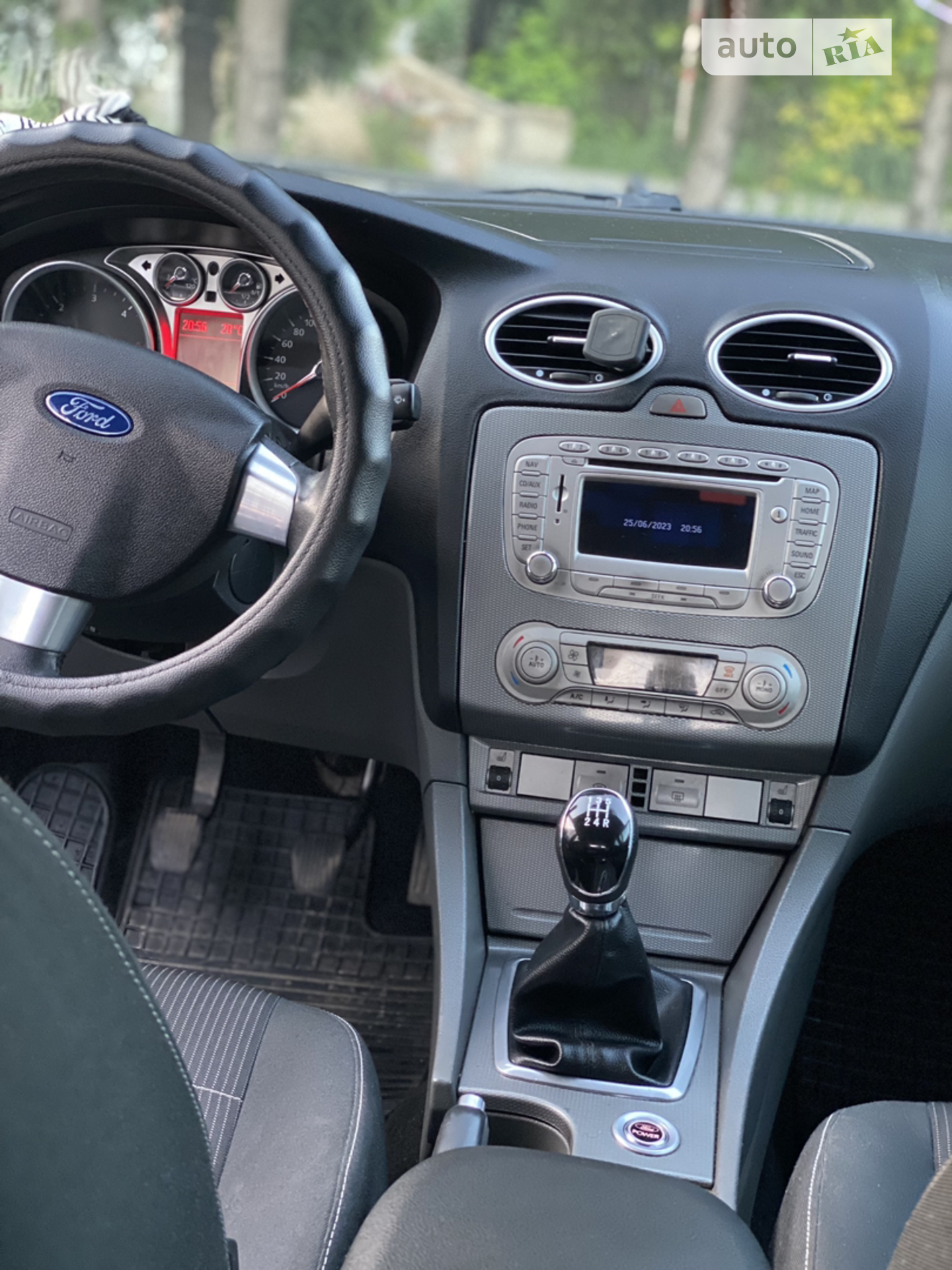2010 Ford Focus - мініатюра 15