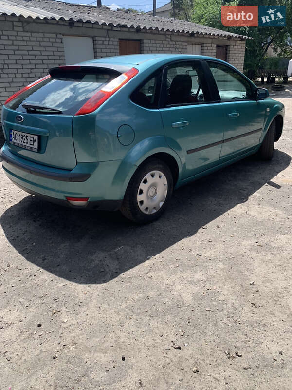 Хэтчбек Ford Focus 2007 в Маневичах
