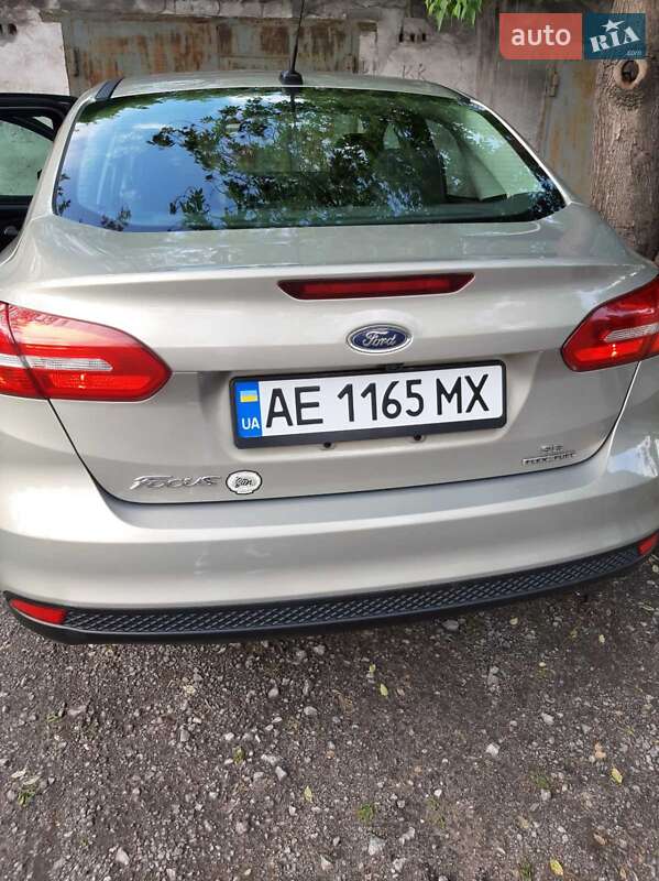 Седан Ford Focus 2015 в Каменском