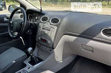 Хэтчбек Ford Focus 2008 в Южноукраинске