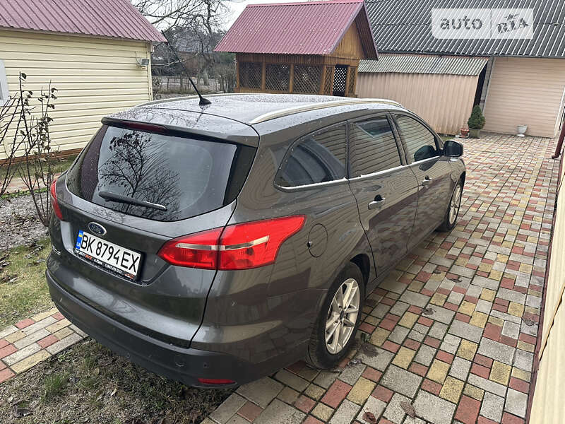 Универсал Ford Focus 2016 в Ровно