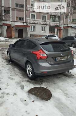 Хэтчбек Ford Focus 2014 в Каменском