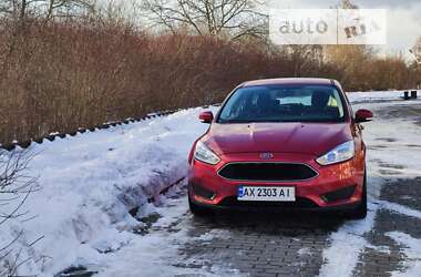 Хэтчбек Ford Focus 2015 в 