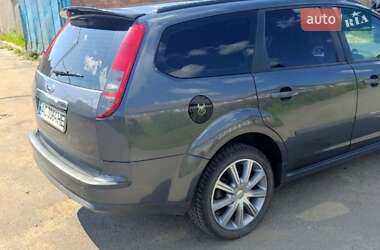 Седан Ford Focus 2005 в 