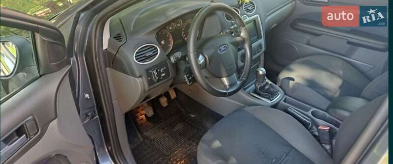 Седан Ford Focus 2005 в Нововолынске фото 6 Седан Ford Focus 2005 в Нововолынске