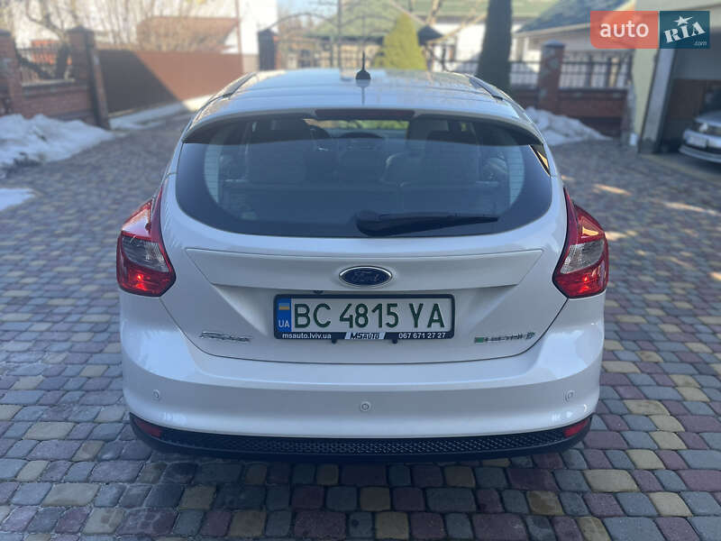 Хэтчбек Ford Focus 2014 в Львове фото 4 Хэтчбек Ford Focus 2014 в Львове