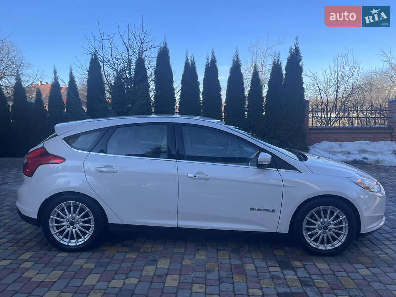 Хэтчбек Ford Focus 2014 в Львове фото 8 Хэтчбек Ford Focus 2014 в Львове