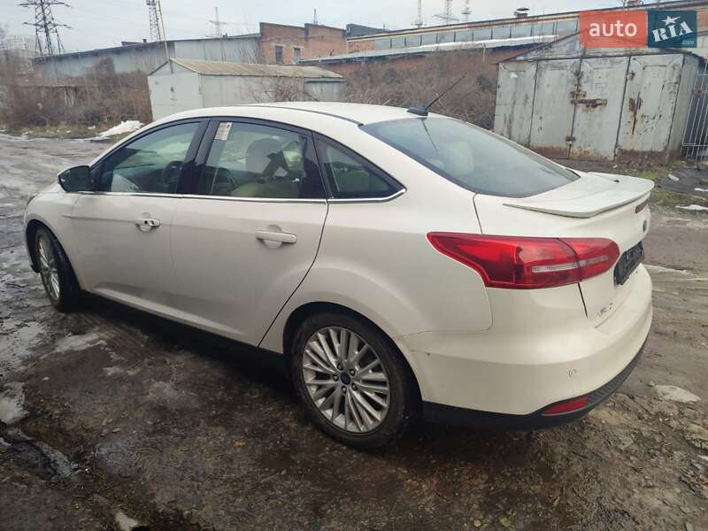 Седан Ford Focus 2016 в Днепре