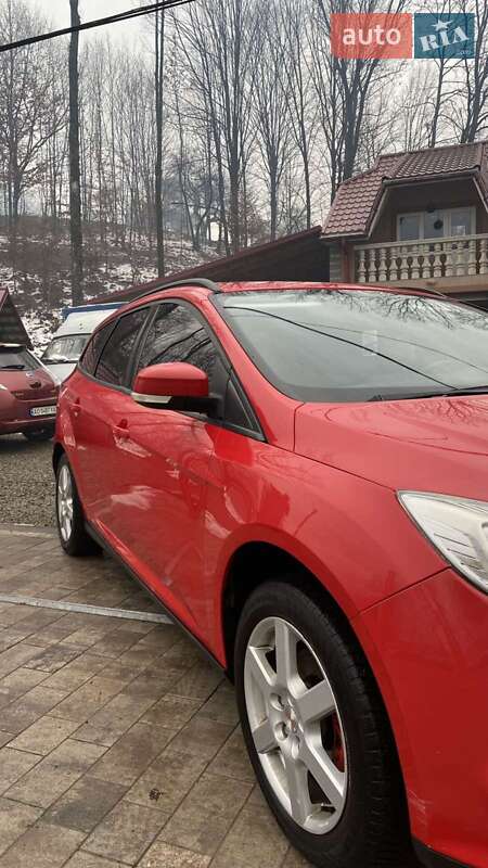 Универсал Ford Focus 2011 в Тячеве