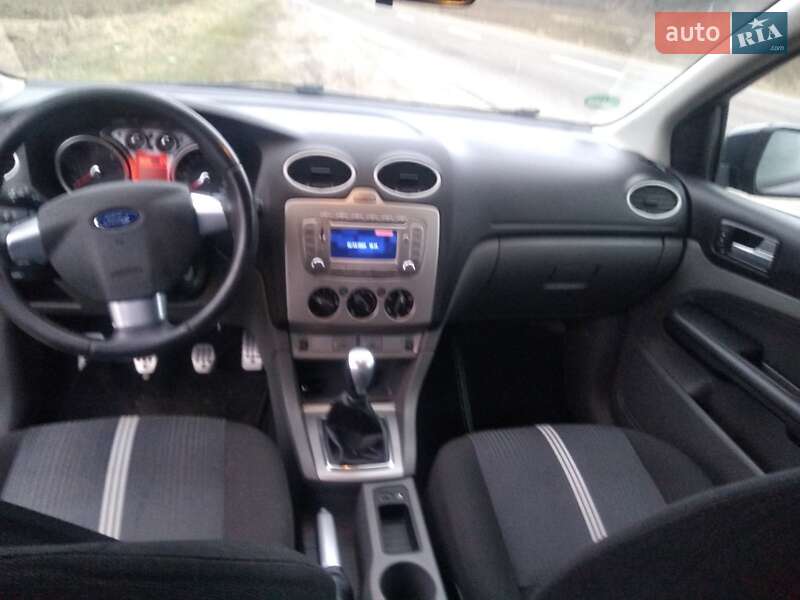 Универсал Ford Focus 2010 в Старом Самборе фото 3 Универсал Ford Focus 2010 в Старом Самборе