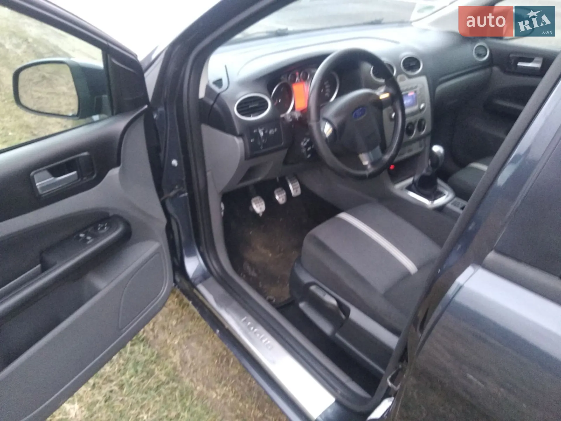 2010 Ford Focus - мініатюра 5