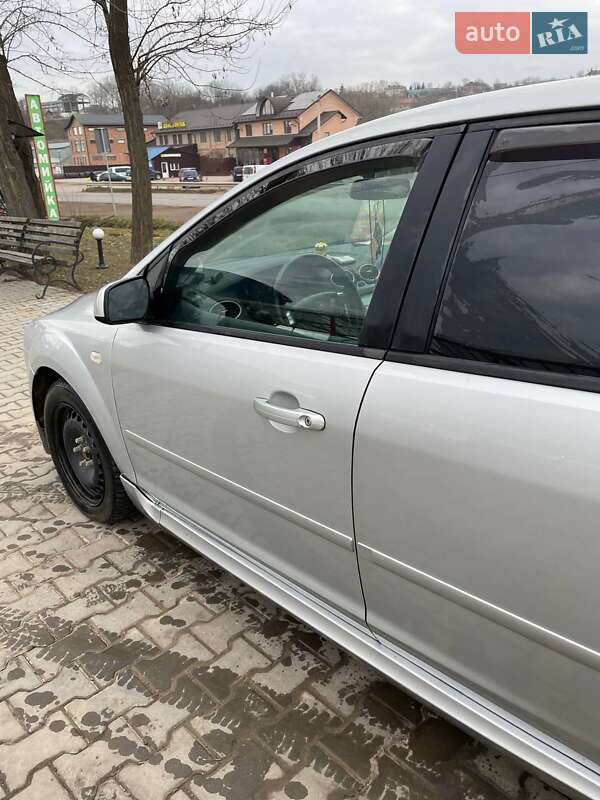 Универсал Ford Focus 2006 в Черновцах