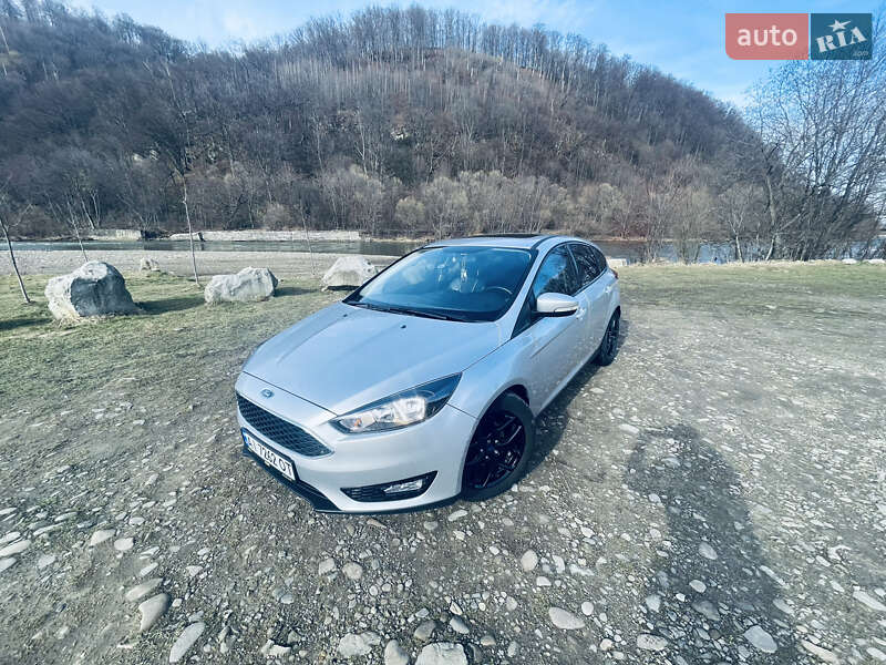 Хэтчбек Ford Focus 2016 в Долине