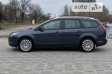 Универсал Ford Focus 2010 в Днепре