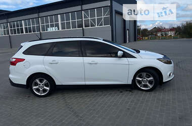Универсал Ford Focus 2014 в 