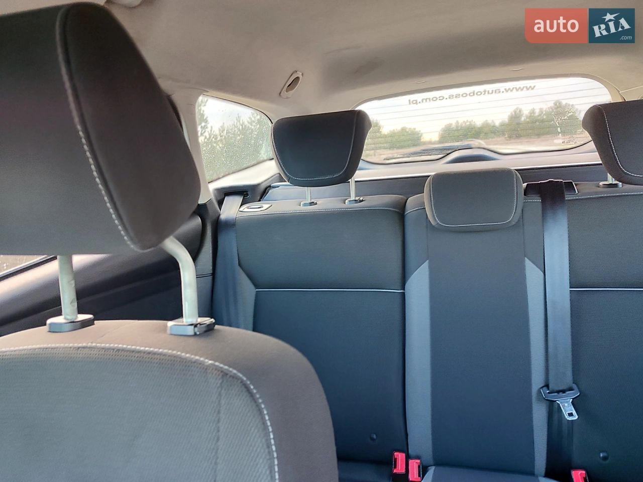 2010 Ford Focus - мініатюра 25