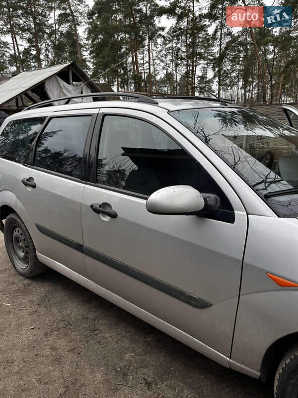 Универсал Ford Focus 2002 в Малине