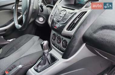 Хэтчбек Ford Focus 2013 в Дергачах