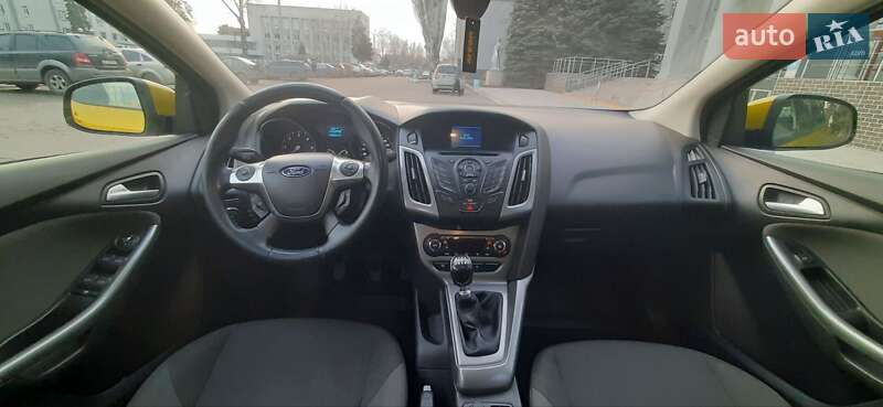 Хэтчбек Ford Focus 2011 в Харькове