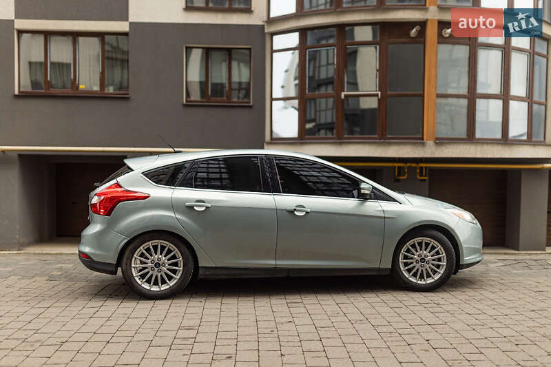 Хэтчбек Ford Focus 2013 в Ивано-Франковске