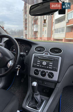 Хэтчбек Ford Focus 2005 в Тернополе