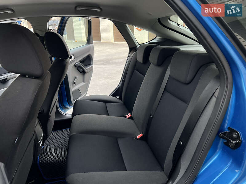 Хэтчбек Ford Focus 2005 в Тернополе