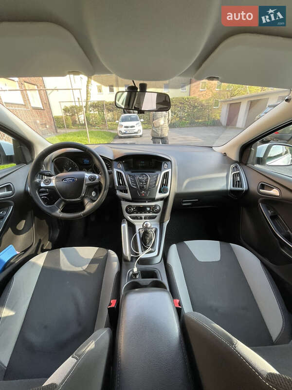 Хэтчбек Ford Focus 2013 в Одессе