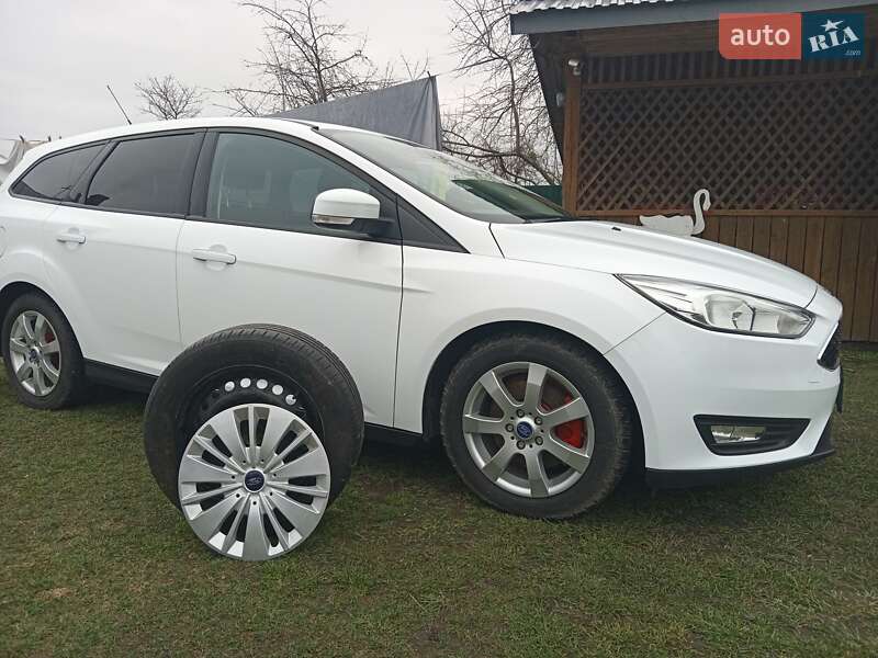 Универсал Ford Focus 2016 в Бродах фото 29 Универсал Ford Focus 2016 в Бродах