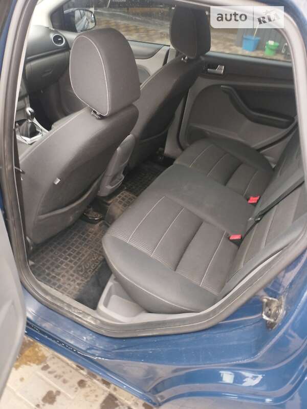 Универсал Ford Focus 2008 в Диканьке