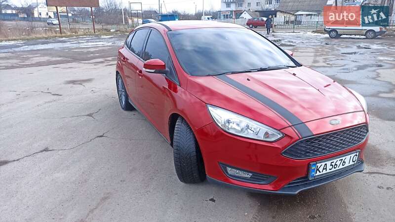 Хэтчбек Ford Focus 2015 в Андрушевке