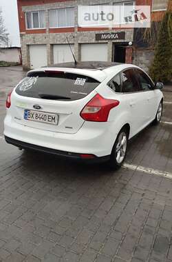 Хэтчбек Ford Focus 2013 в Остроге