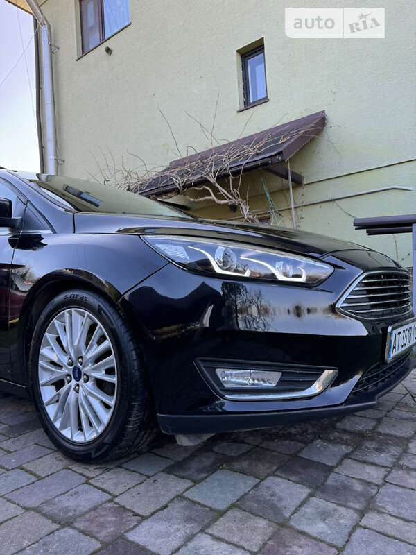 Хэтчбек Ford Focus 2015 в Ивано-Франковске