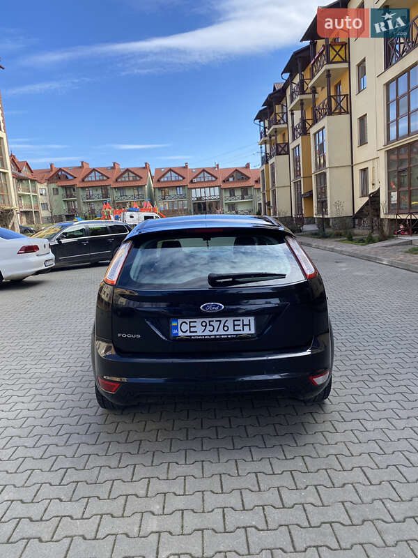 Хетчбек Ford Focus 2008 в Чернівцях