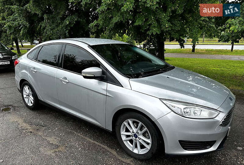 Седан Ford Focus 2017 в Львові