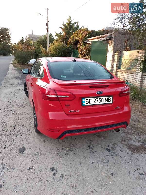 Седан Ford Focus 2015 в Миколаєві