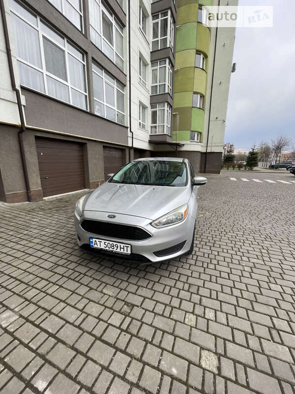 Седан Ford Focus 2015 в Івано-Франківську
