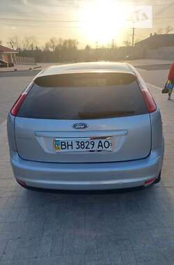 Хэтчбек Ford Focus 2007 в Болграде