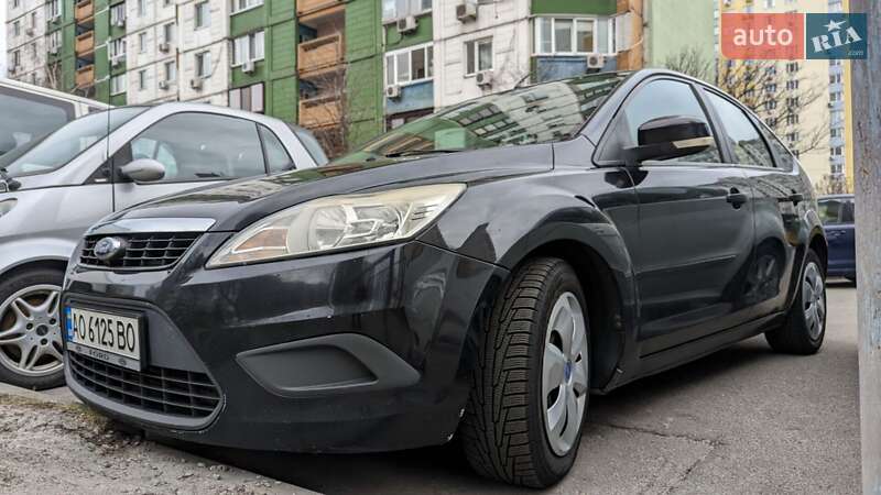 Хэтчбек Ford Focus 2008 в Киеве
