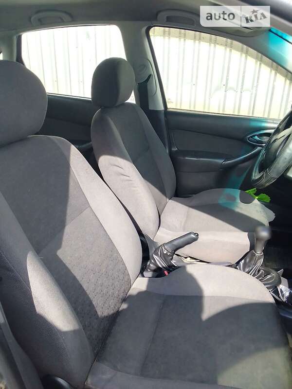 Седан Ford Focus 2003 в Житомирі фото 6 Седан Ford Focus 2003 в Житомирі