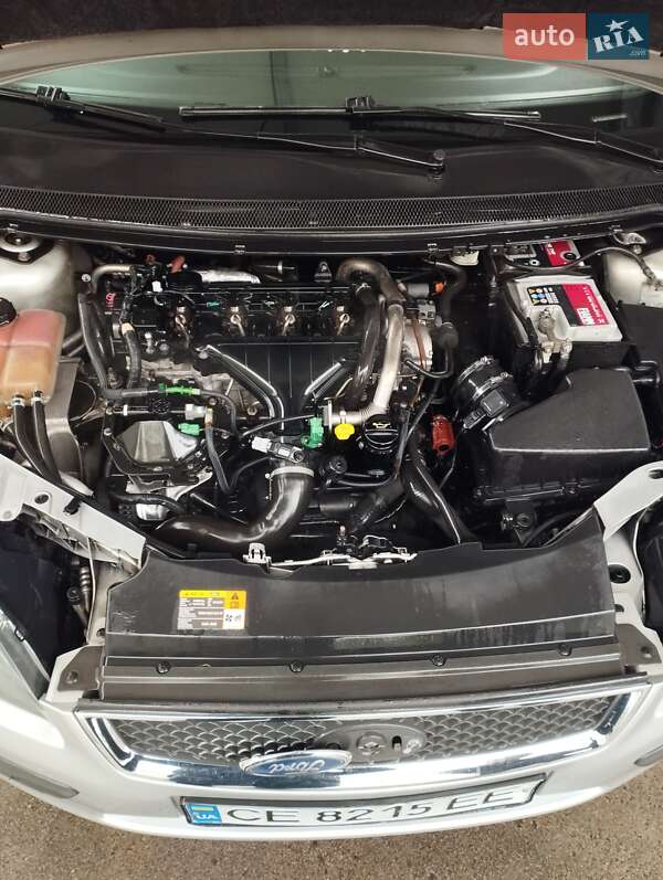 Хэтчбек Ford Focus 2005 в Черновцах