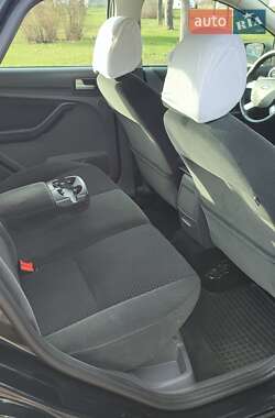 Седан Ford Focus 2007 в 