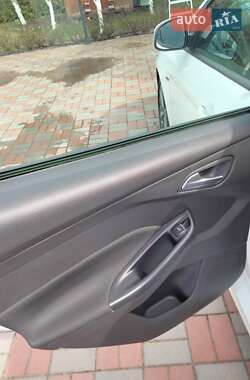 Хэтчбек Ford Focus 2017 в 
