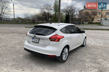 Хэтчбек Ford Focus 2016 в 