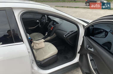 Хэтчбек Ford Focus 2016 в 