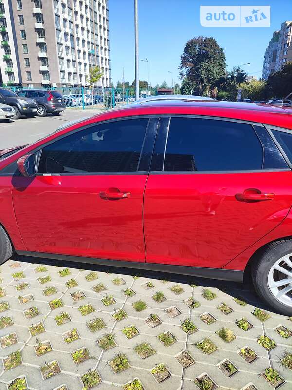 Хэтчбек Ford Focus 2018 в Киеве