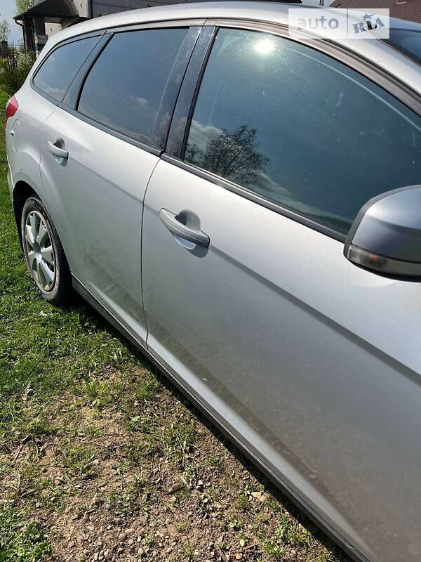 Универсал Ford Focus 2011 в Рожнятове